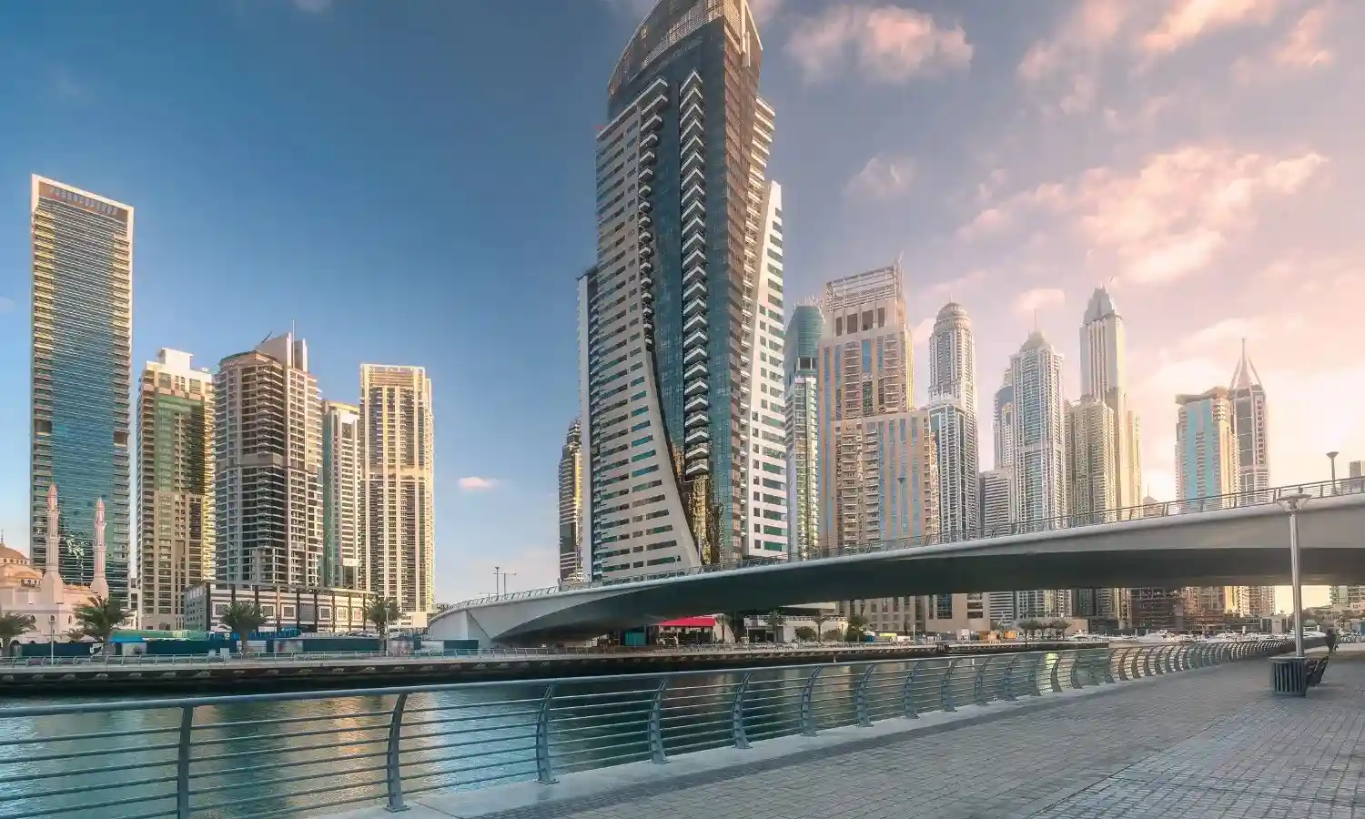 Dubai & Maldives Urban Luxury & Island Bliss W/Air
