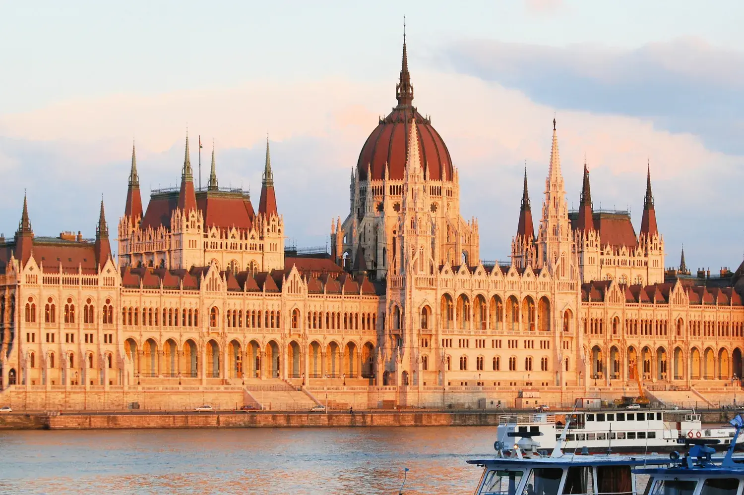 Deluxe Central Europe Tri-Center W/Air and Trains